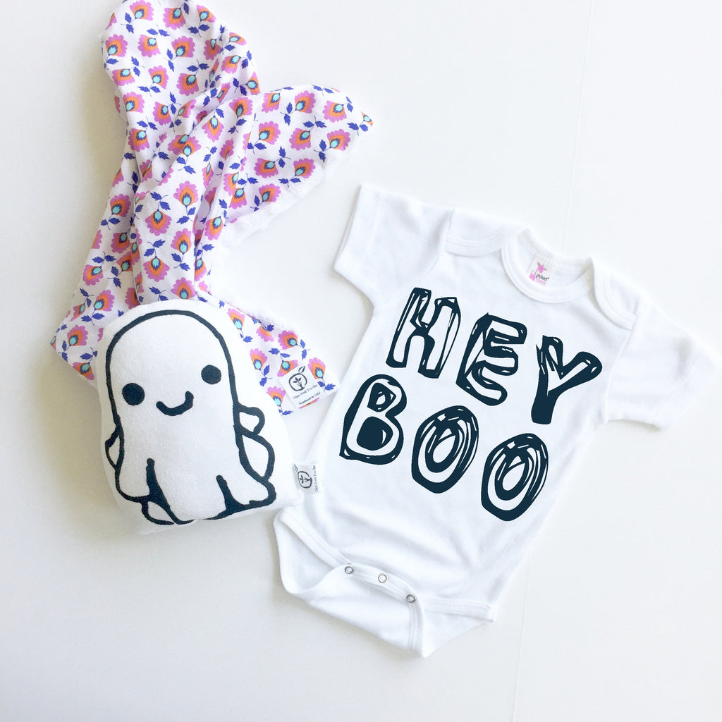Halloween Baby Bodysuit, Hey Boo, Halloween Baby, Halloween Outfit, Baby Gift, Monochrome, Baby Gift, Funny Gift, Halloween Baby Shirt